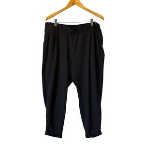 Torrid Studio 2 Tapered crop pants 2X Black Cuffed Elastic waist Pockets Womens